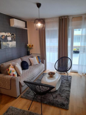 Calla apartment Zagreb - NOVI APARTMAN, GARAŽA, VIDEO NADZOR